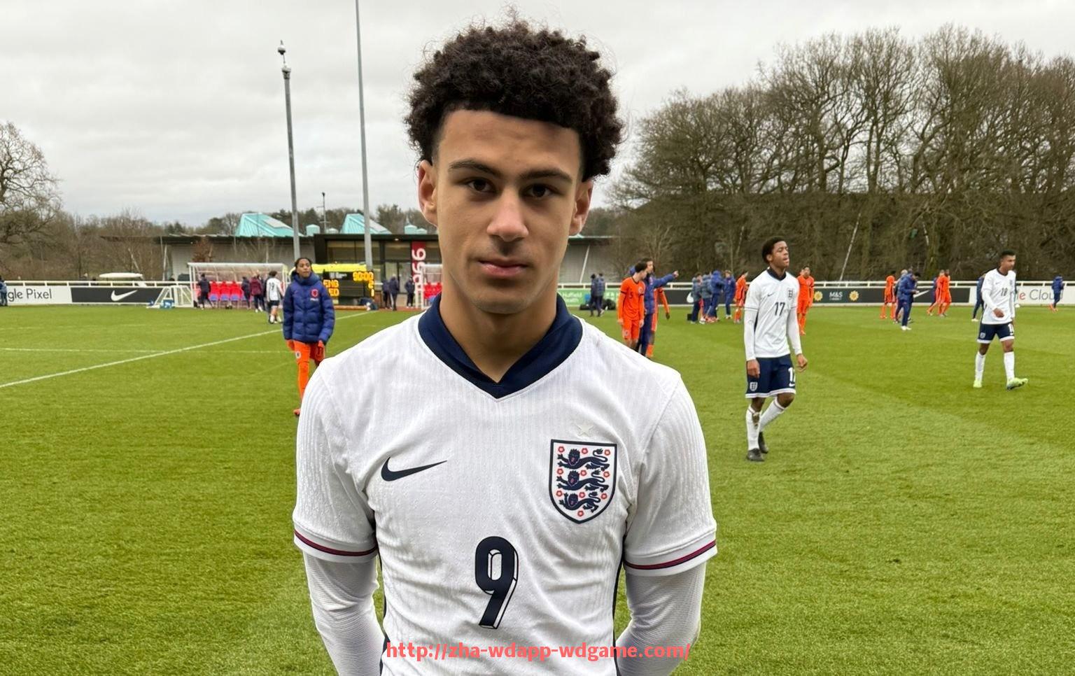 问鼎娱乐官网-意甲球队费拉拉完整名称详解及历史背景介绍