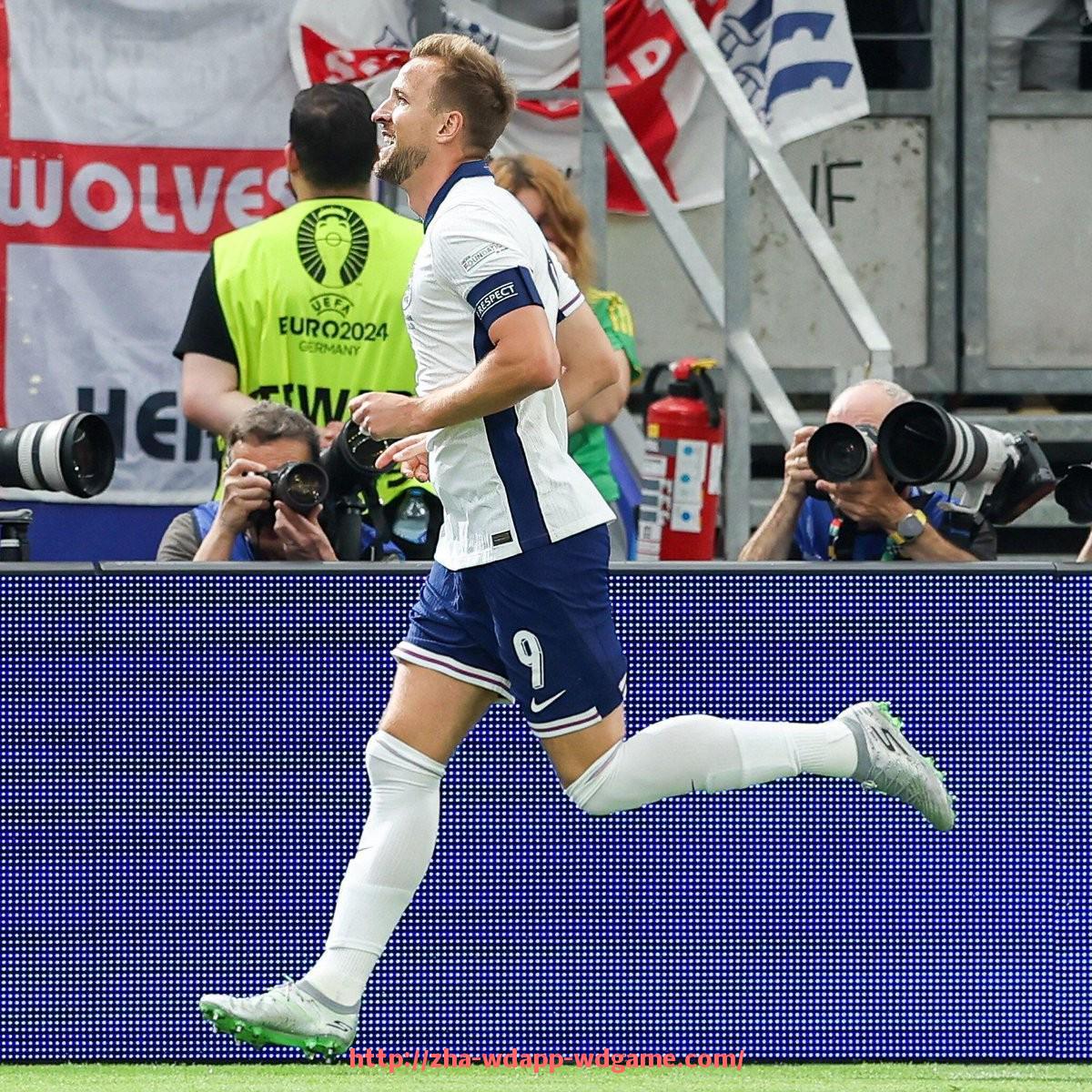 问鼎娱乐官网-世俱杯主办城市公共空间可达性设计原则与国际经验借鉴