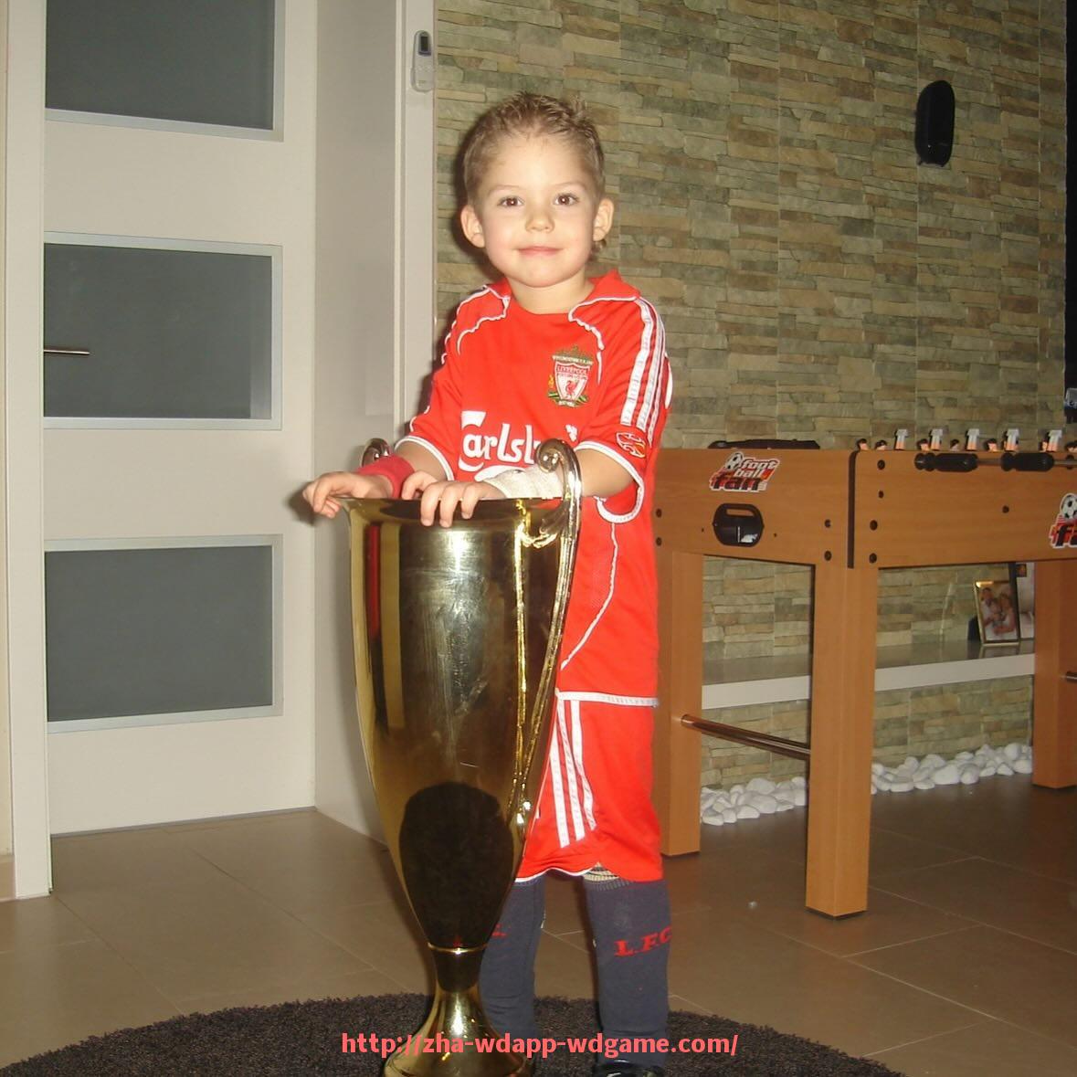 问鼎娱乐官网-法甲赛事观看指南：平台、时间与高清直播方式推荐